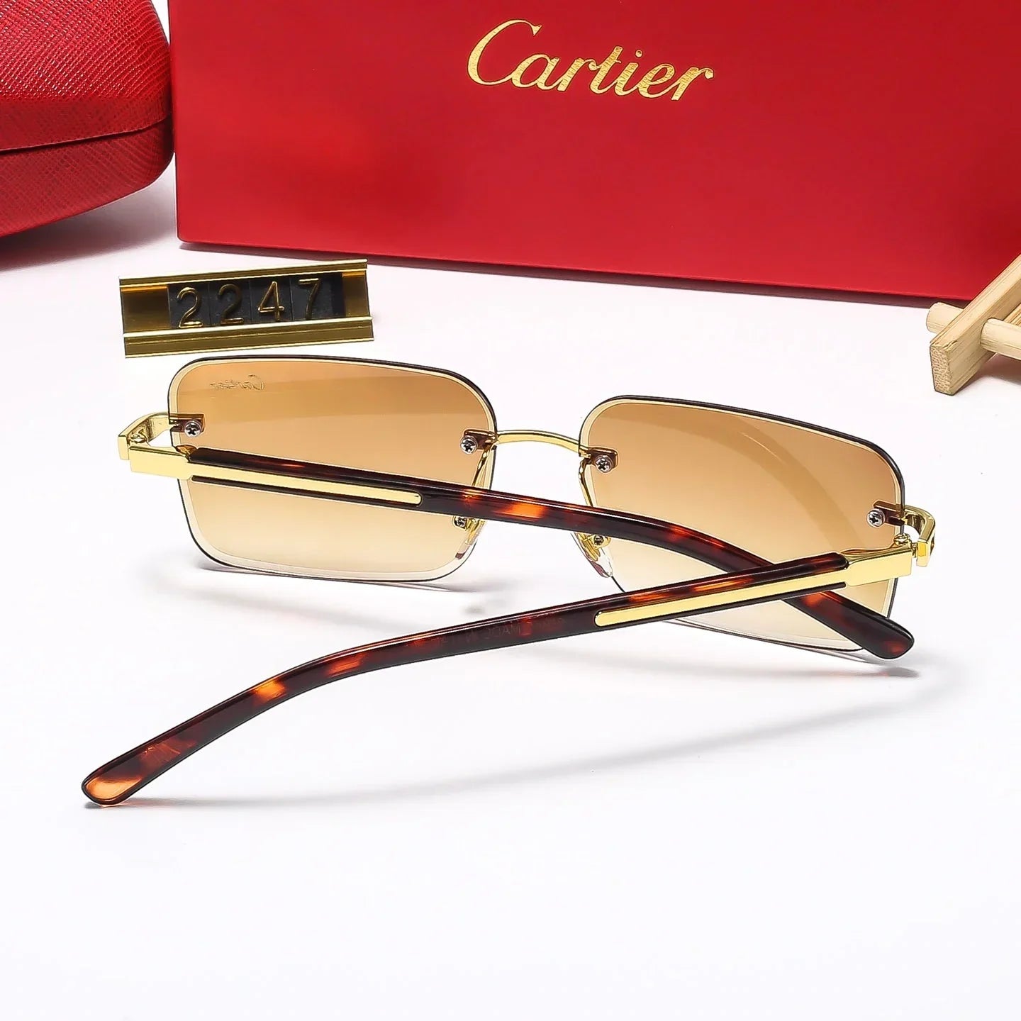 Fashion  frameless square sunglasses 2247