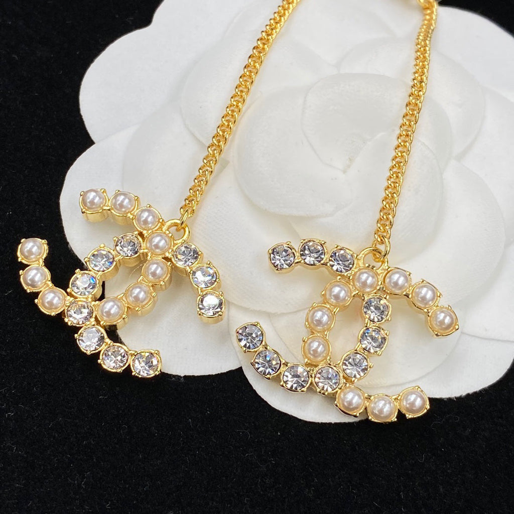 Pearl Diamond Panel Chain Earrings