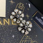 Elegant Pearl Diamond Glass Stud Earrings