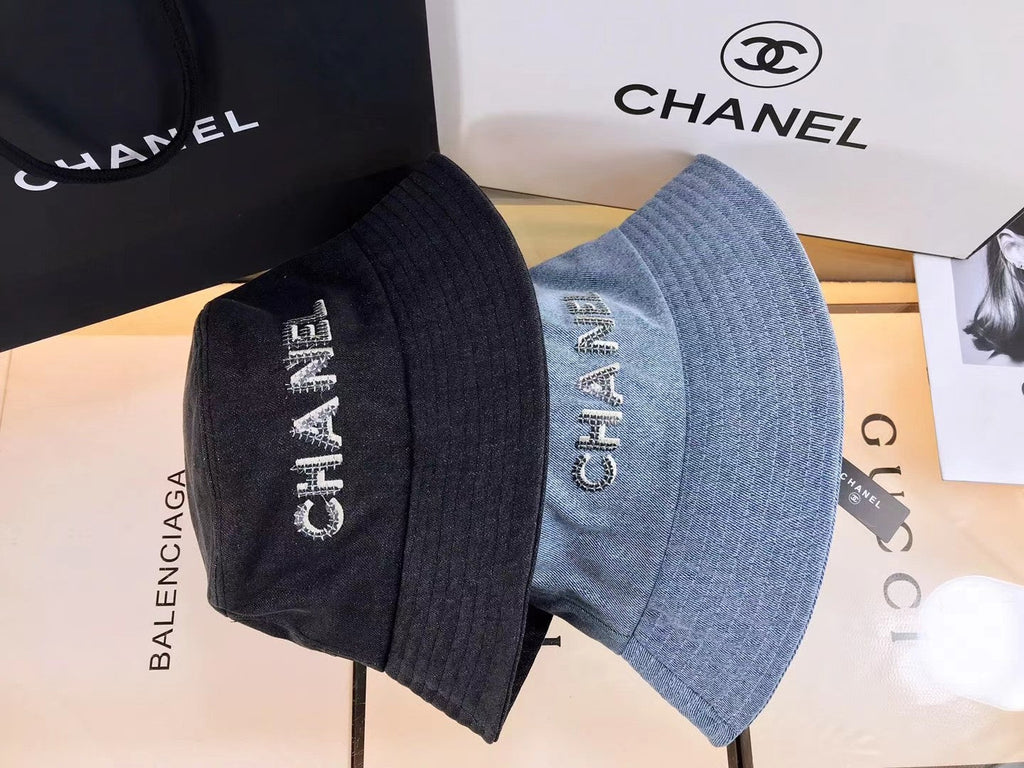 Diamond Logo Denim Bucket Hat