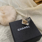 Fashion Transparent Closed Acrylic Ring