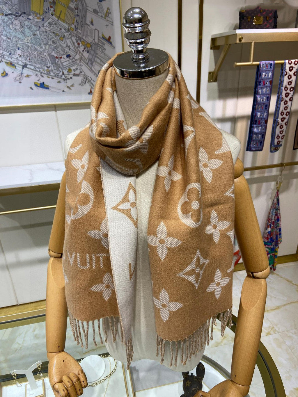 Two Colors Double-Sided Embossed Wool Scarf
