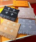 Temperament Classic Embossed Wool Scarf