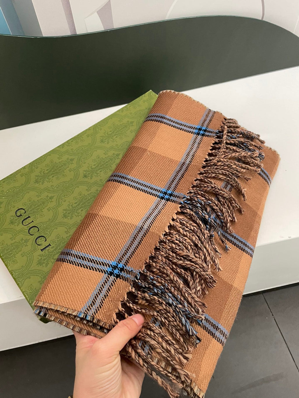 Double-Sided Plaid G Pattern Tassel Scarf
